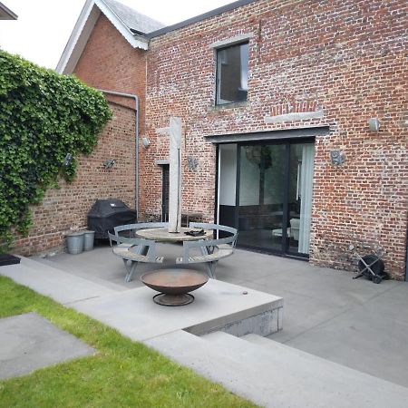 Gezellige Moderne Woning Met Zwemvijver Halle  Extérieur photo