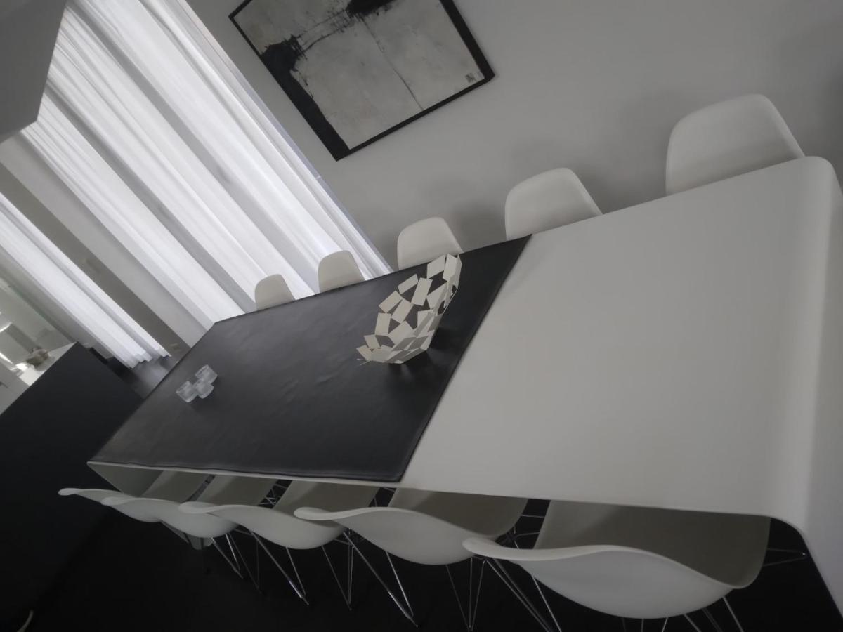Gezellige Moderne Woning Met Zwemvijver Halle  Extérieur photo