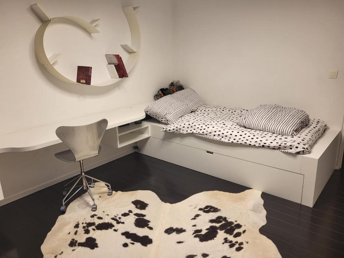 Gezellige Moderne Woning Met Zwemvijver Halle  Extérieur photo